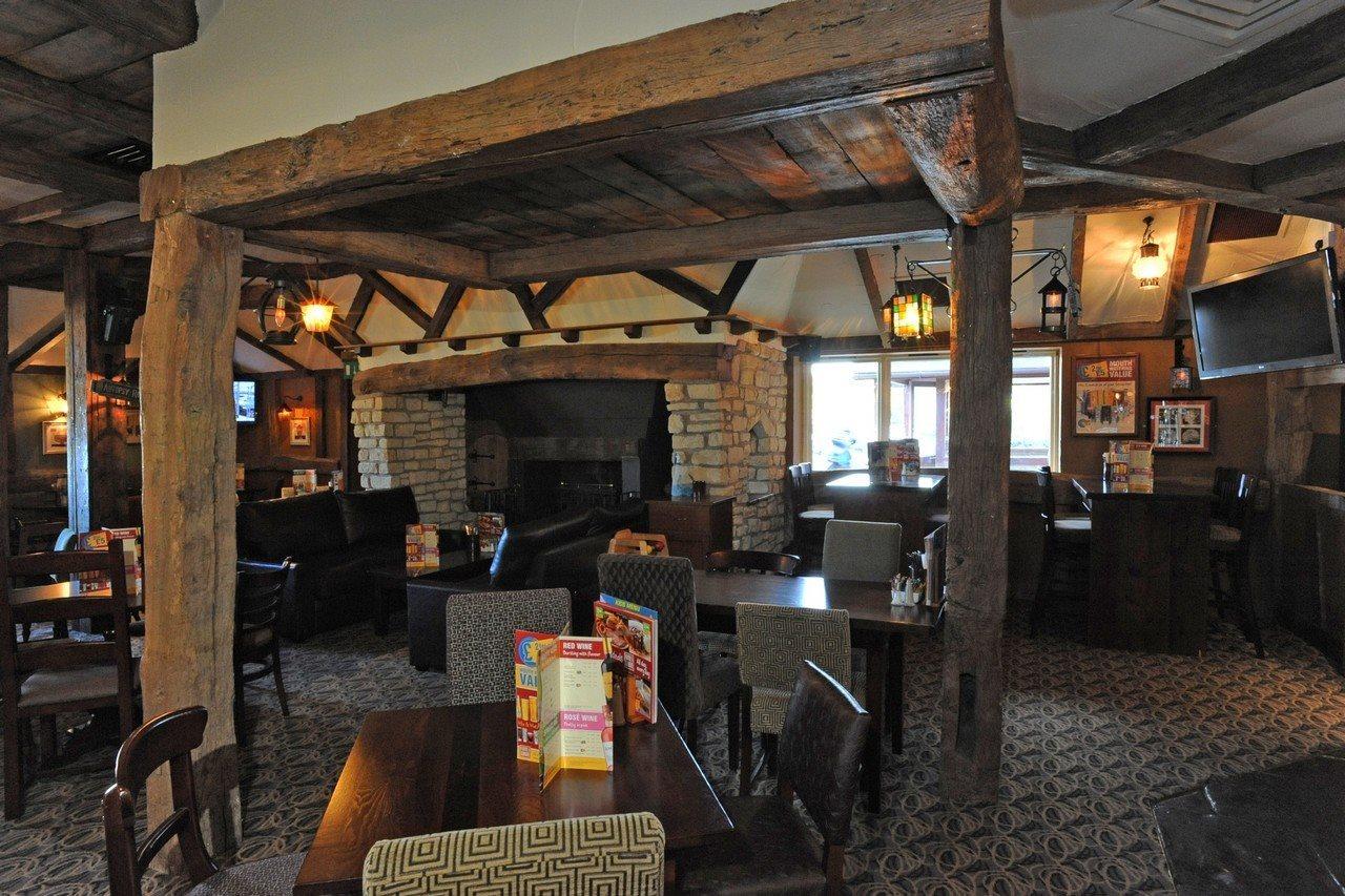 Premier Inn Falkirk - Larbert Екстериор снимка