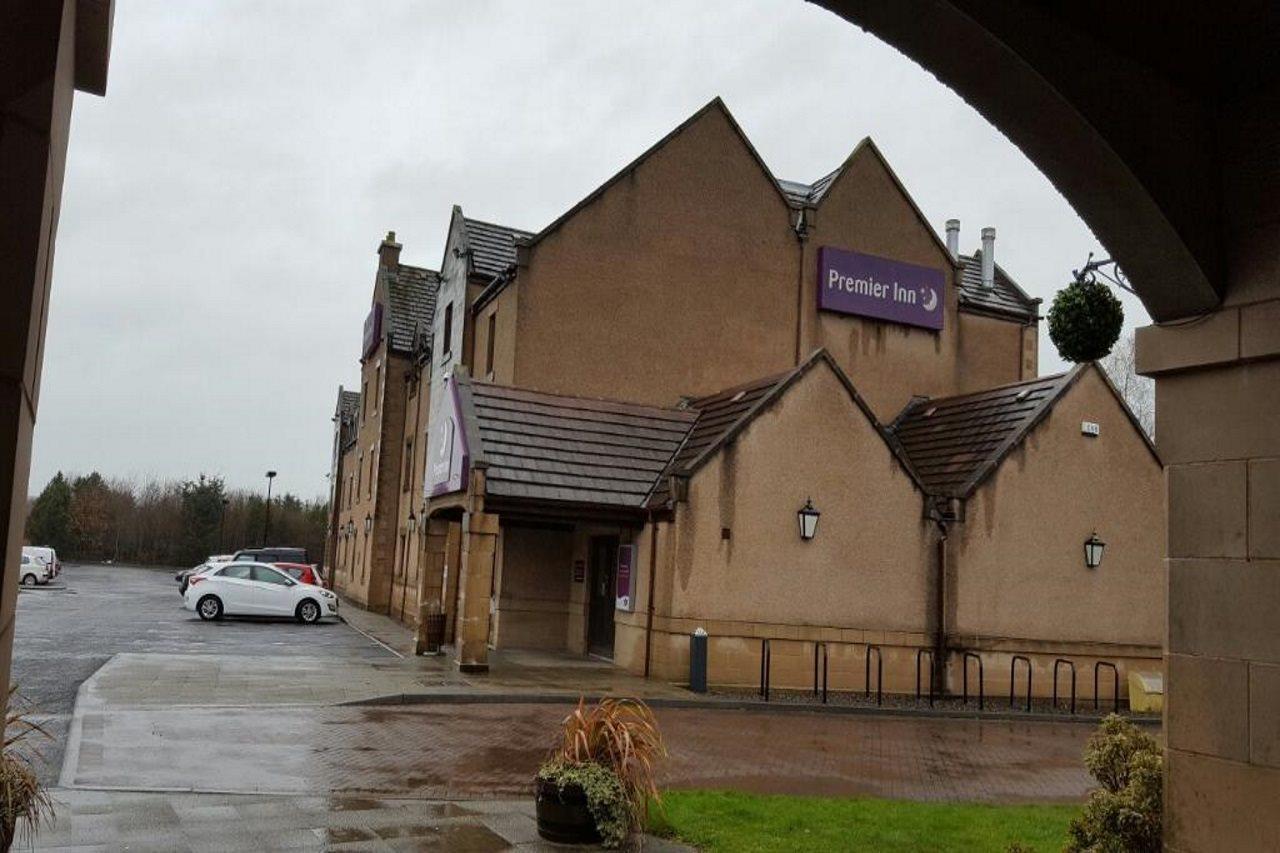 Premier Inn Falkirk - Larbert Екстериор снимка